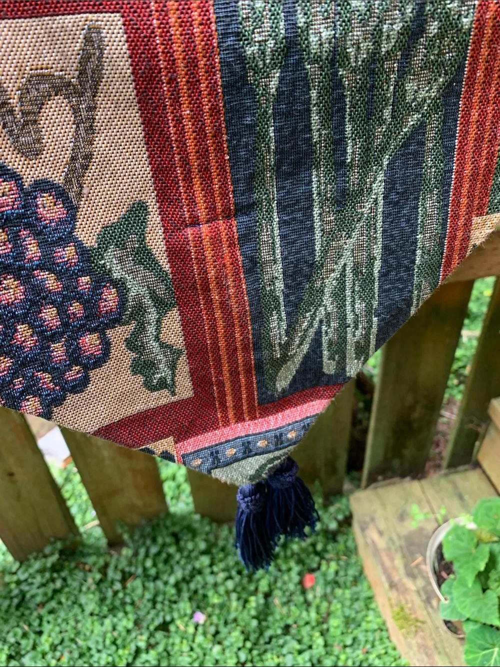 Vintage Patchwork Vineyard Tapestry Table Runner with Tassel